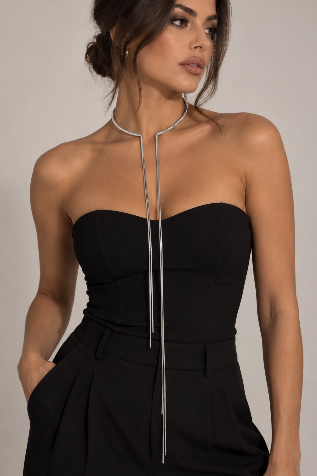 Collana Rigida Con Pendenti Verticali